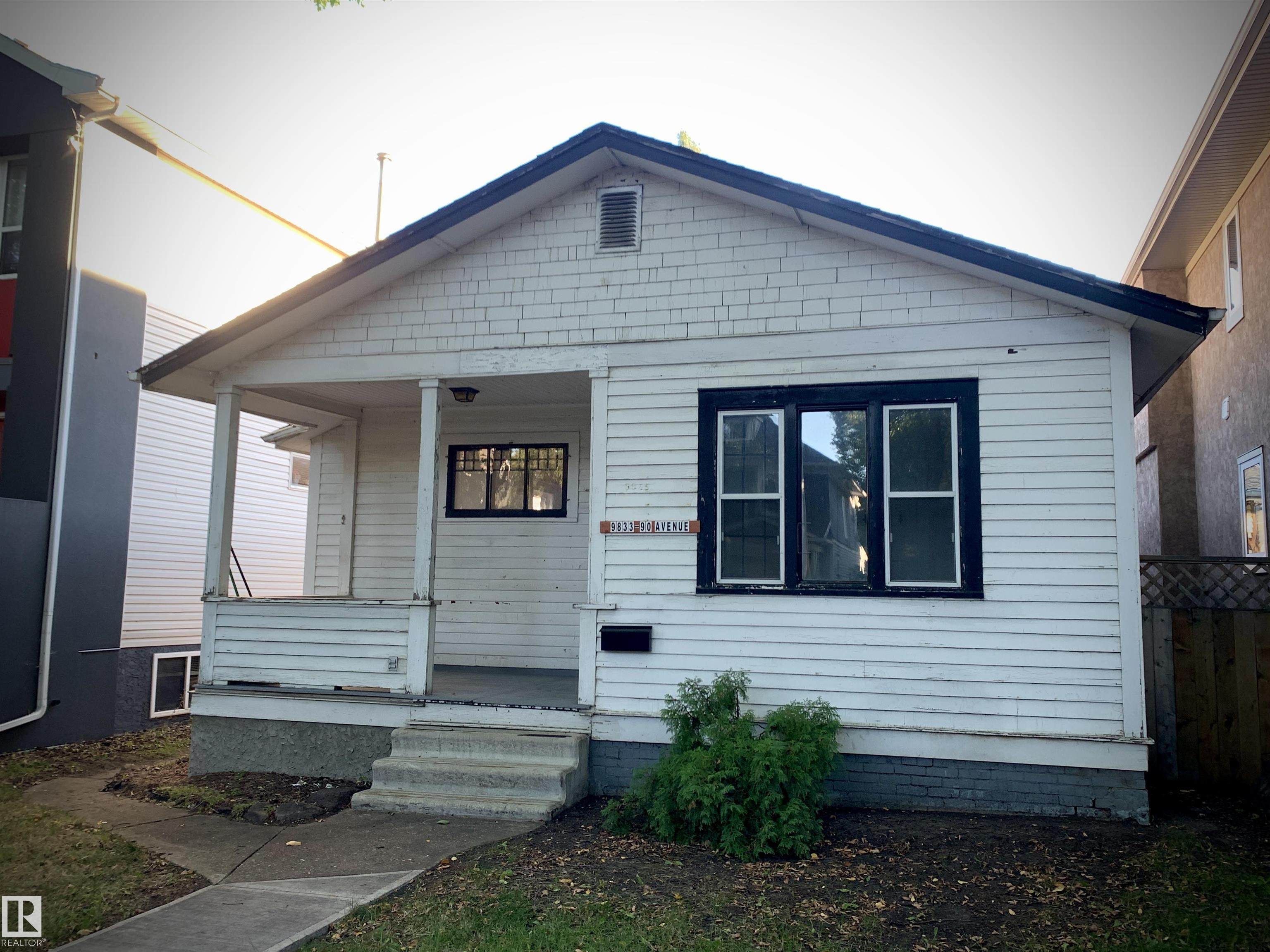 9833 90 Avenue, Edmonton, MLS® # E4509039