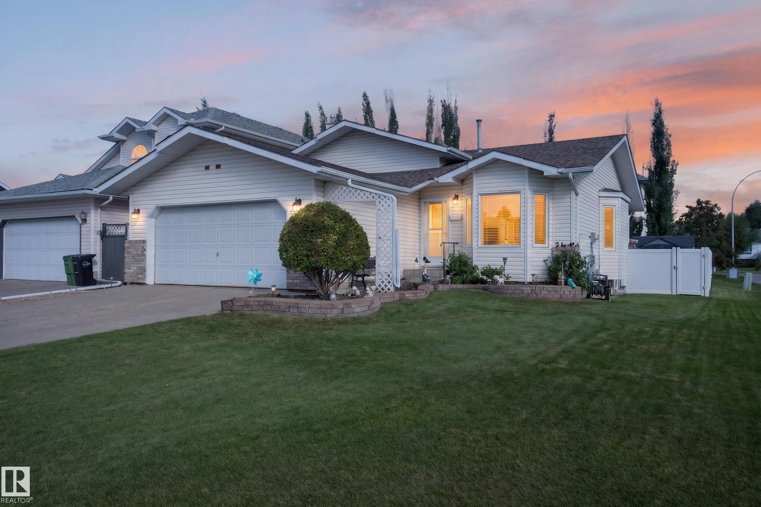 365 Hollick-kenyon Road, Edmonton, MLS® # E4509141