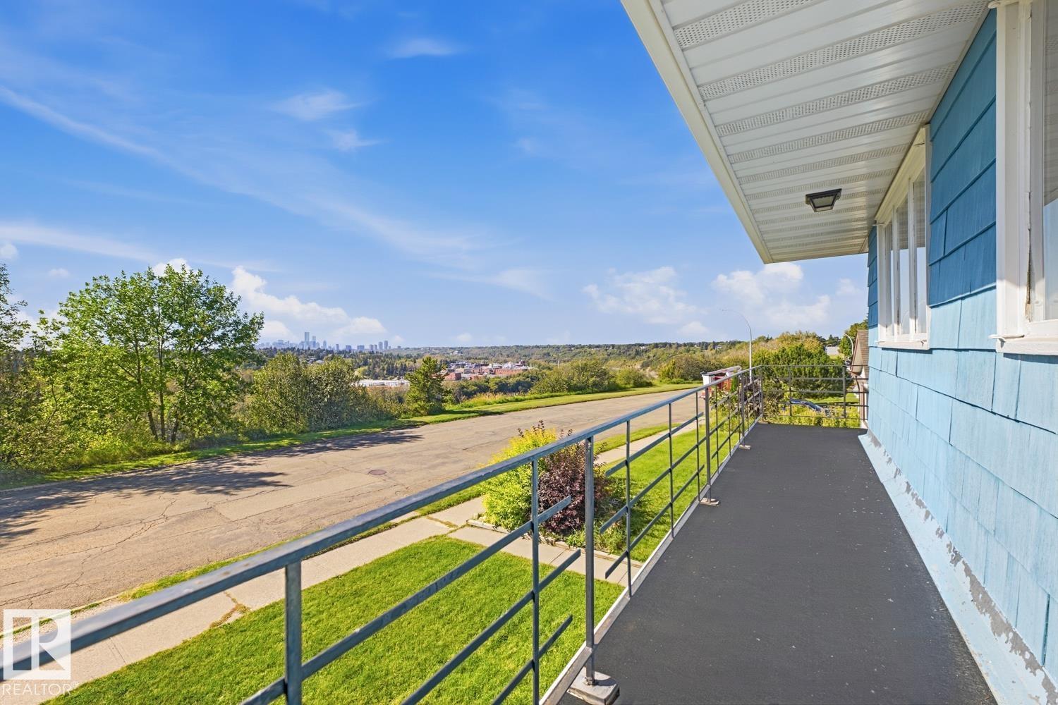 3830 Ada Boulevard, Edmonton, MLS® # E4509277