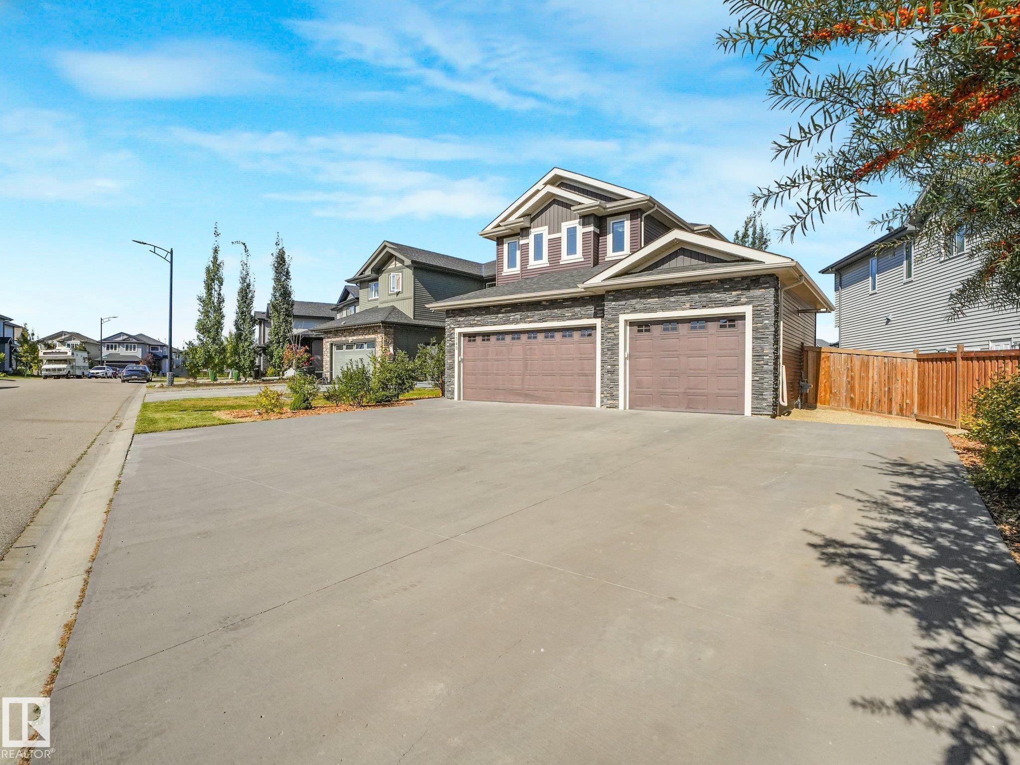 1349 Adamson Drive, Edmonton, MLS® # E4509530