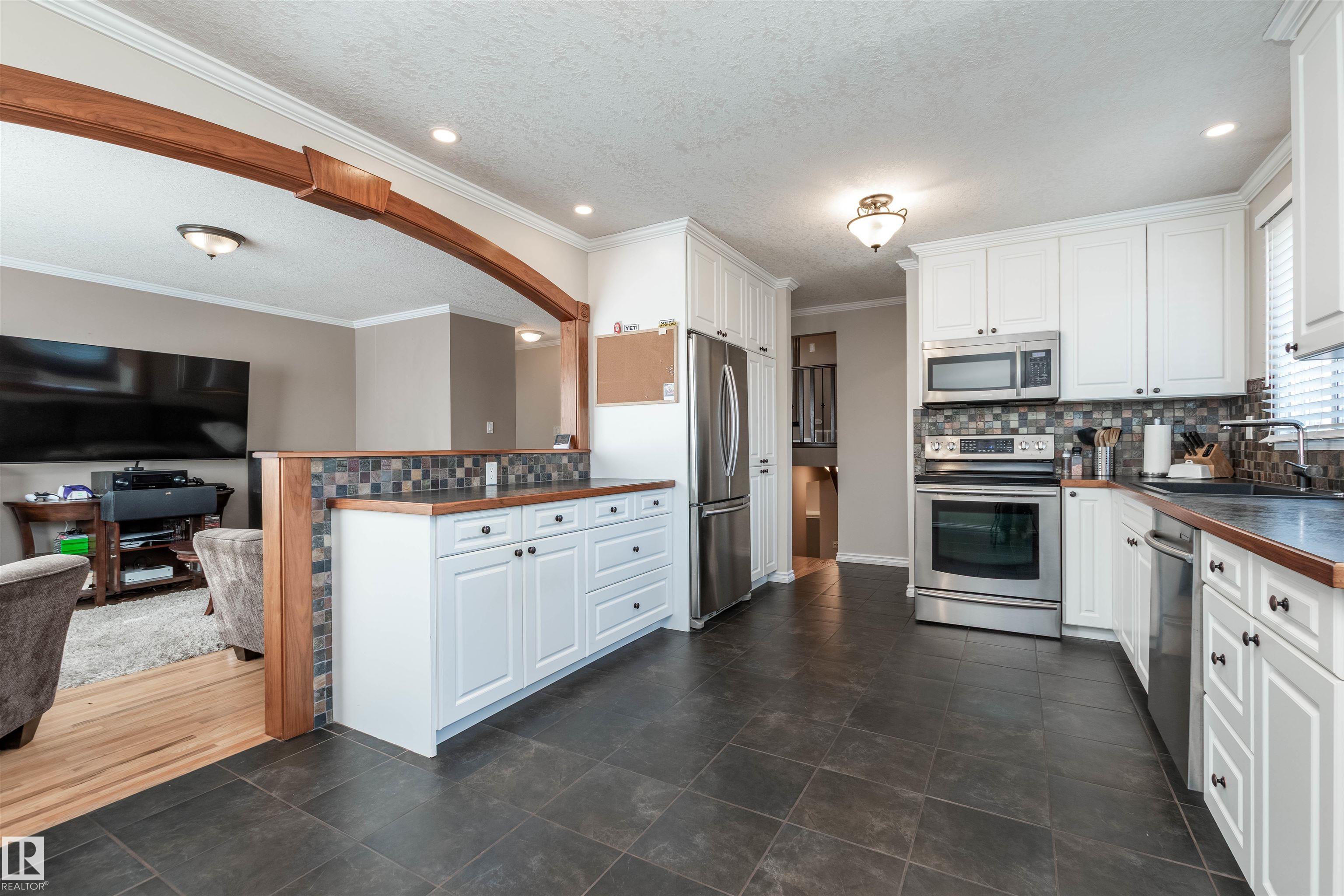4406 50a Avenue, Beaumont, MLS® # E4509854