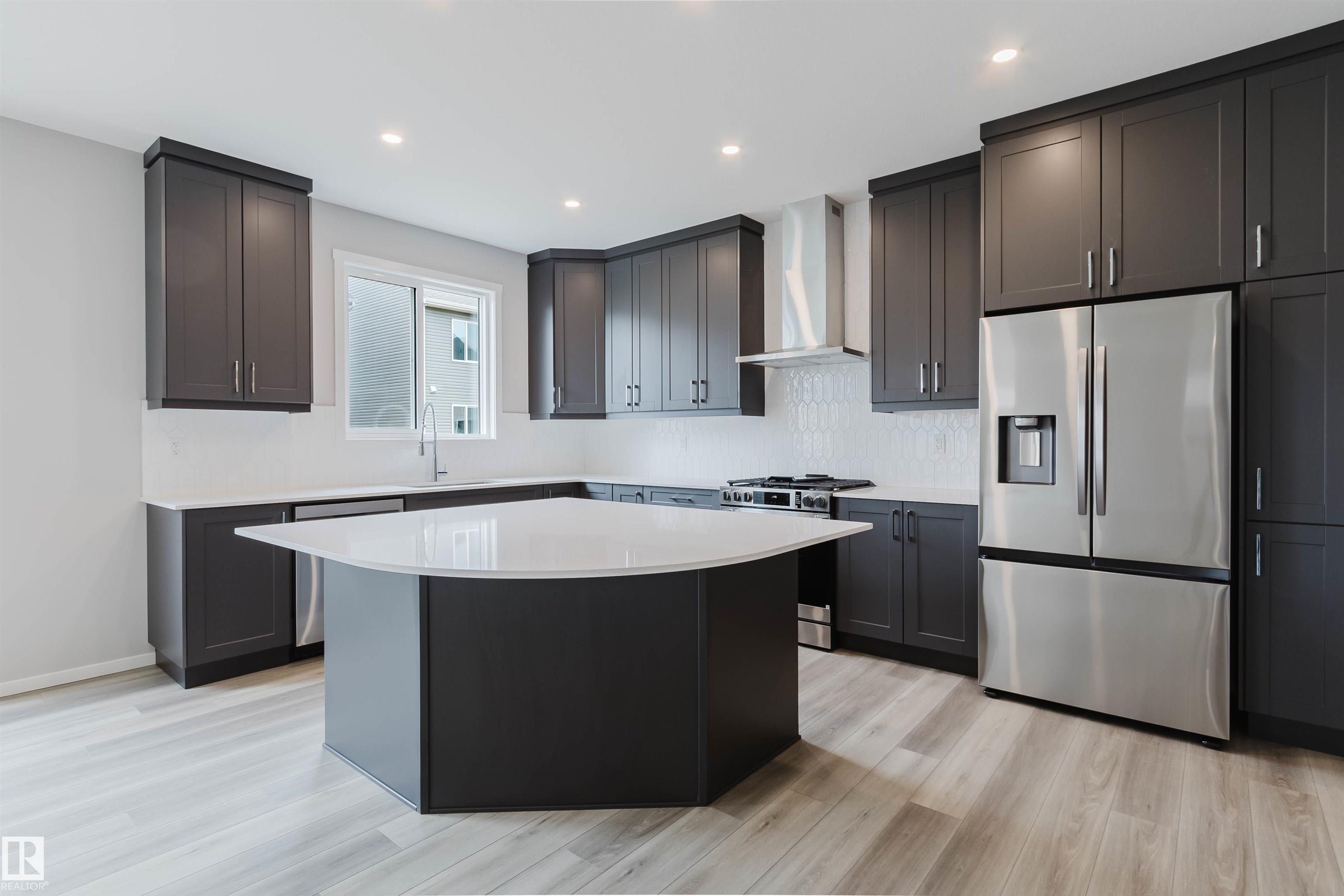 1523 206 Street, Edmonton, MLS® # E4510092