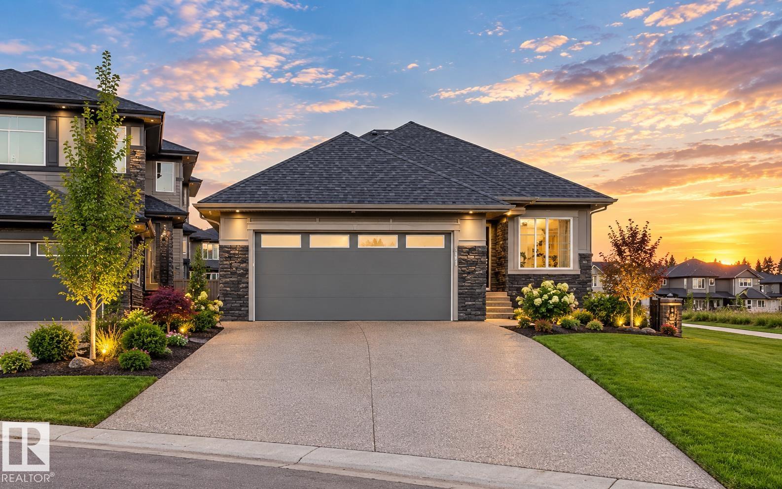 6645 Crawford Landing, Edmonton, MLS® # E4510308
