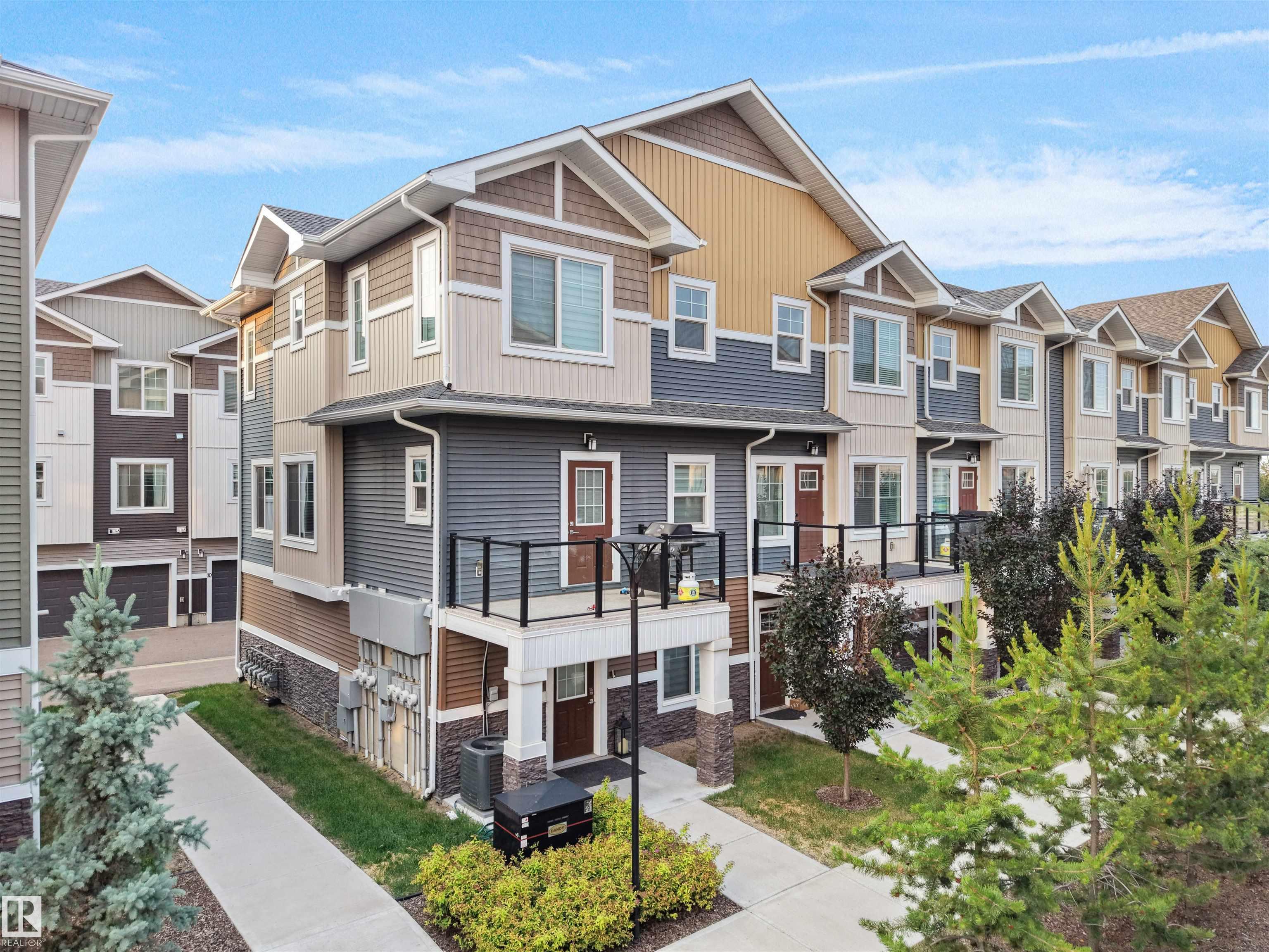 Real Estate Listing MLS E4511016