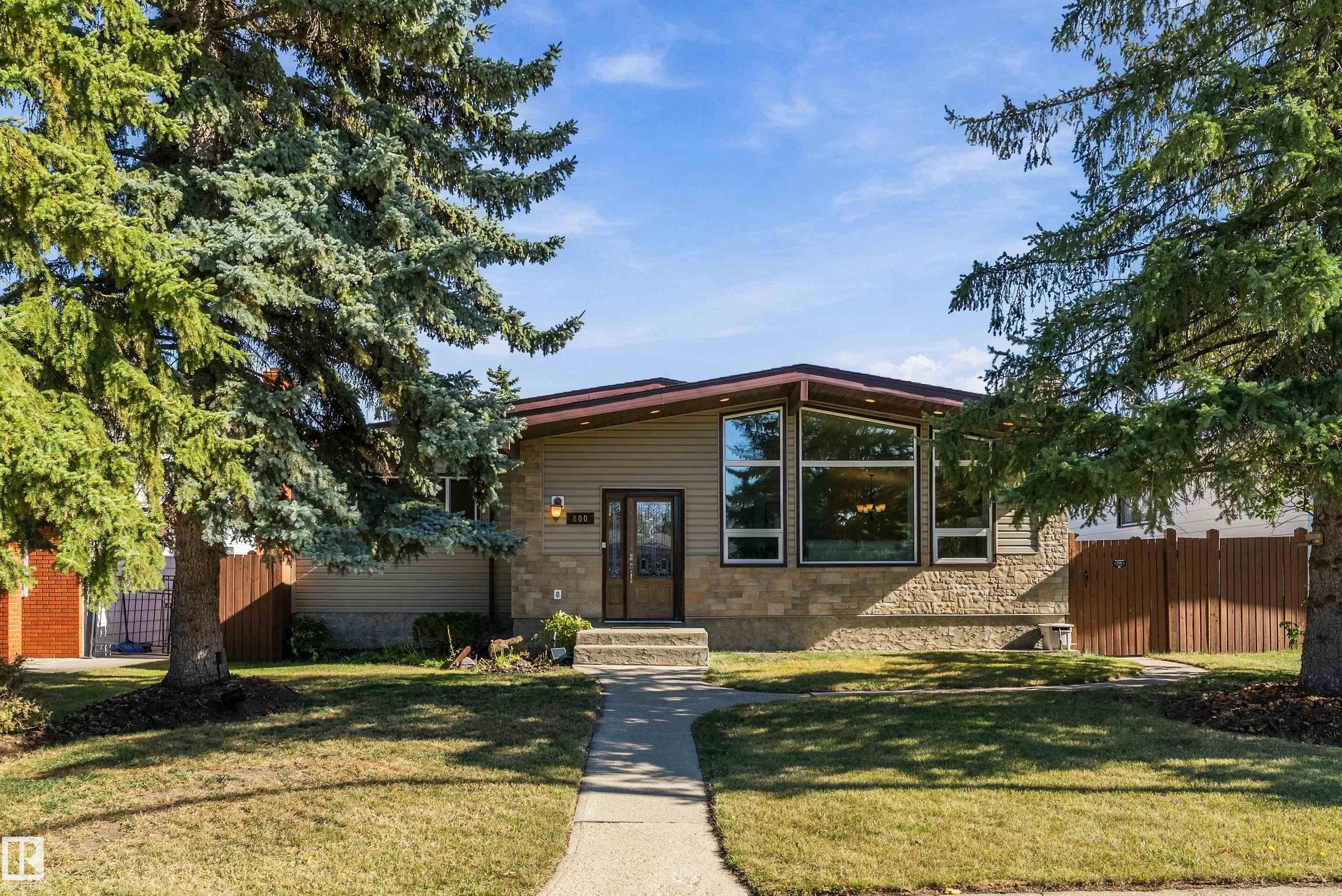800 Lee Ridge Road, Edmonton, MLS® # E4511332