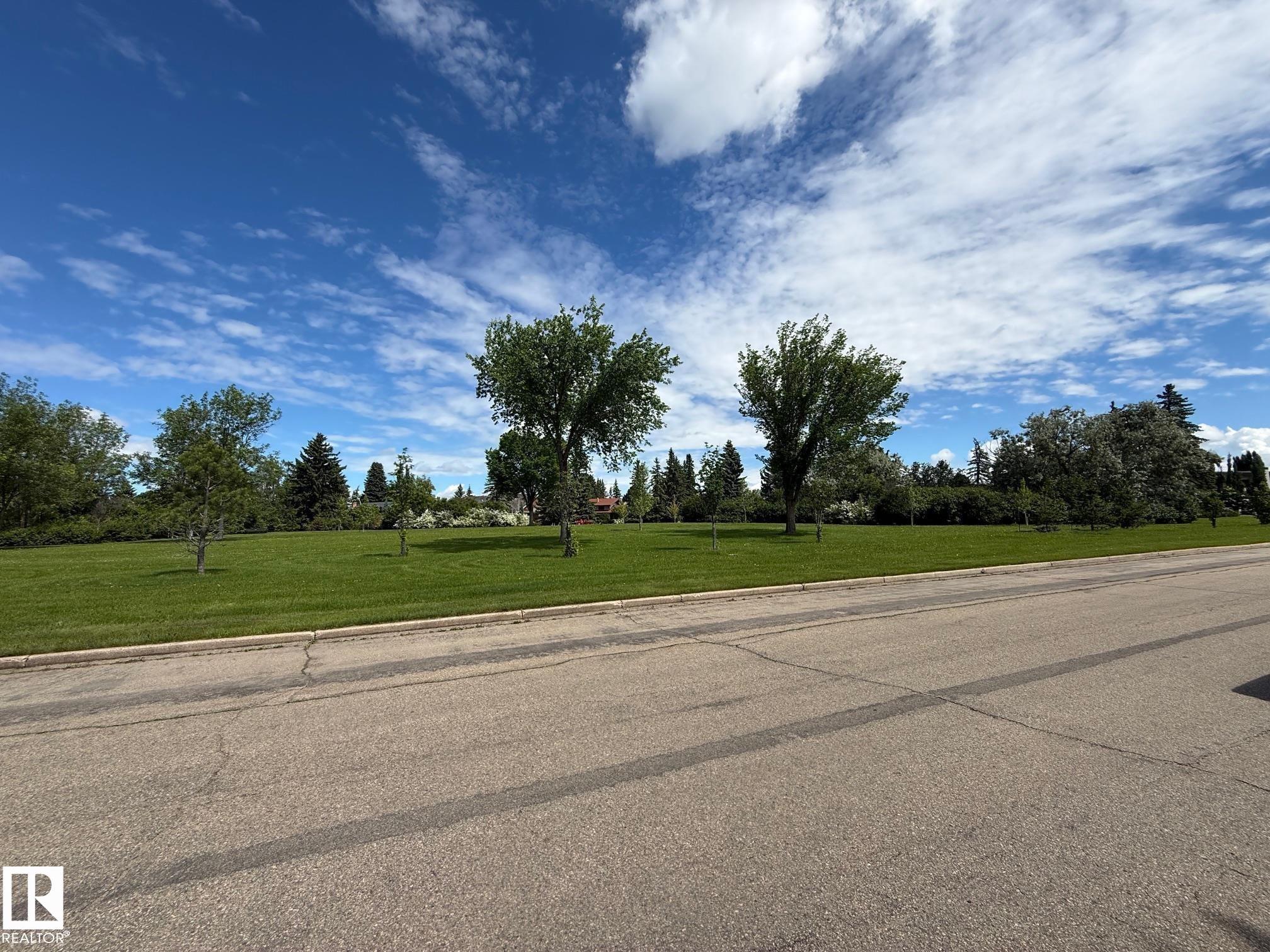 23 B Westbrook Drive, Edmonton, MLS® # E4511392