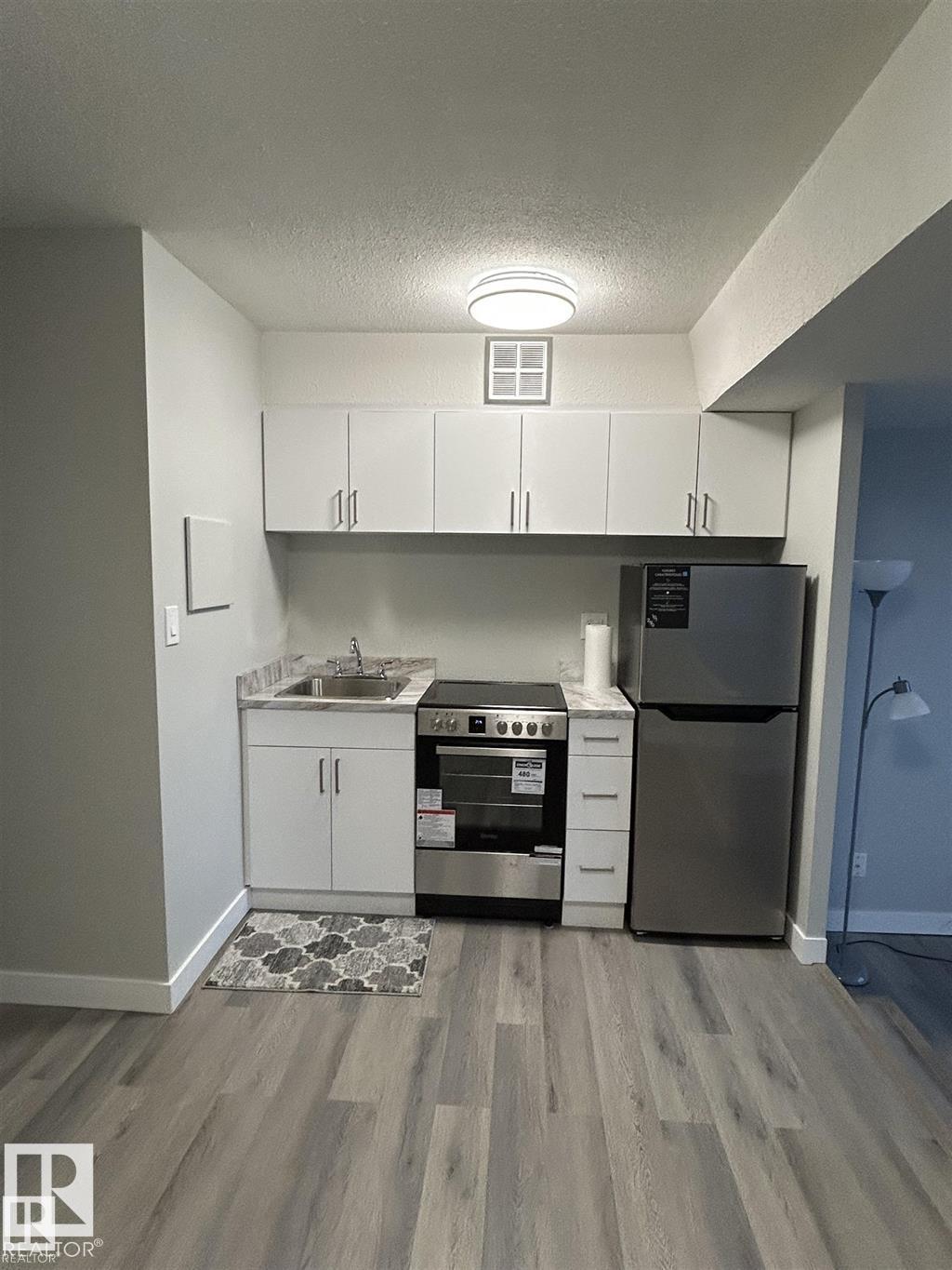 Real Estate Listing MLS E4511488