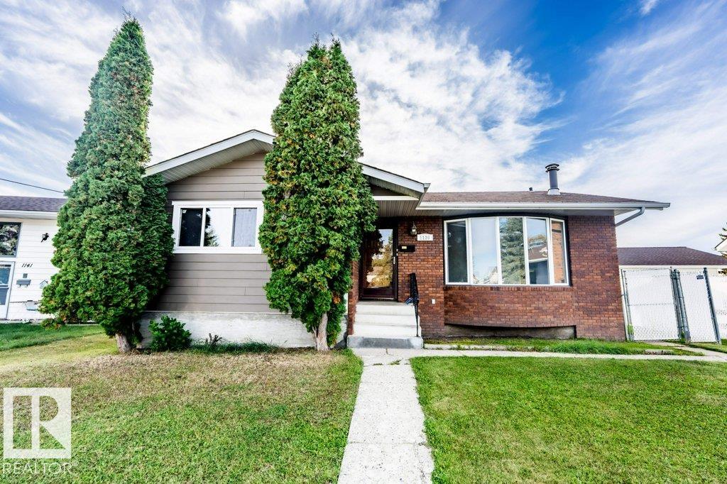 1139 Lakewood Road N, Edmonton, MLS® # E4511630