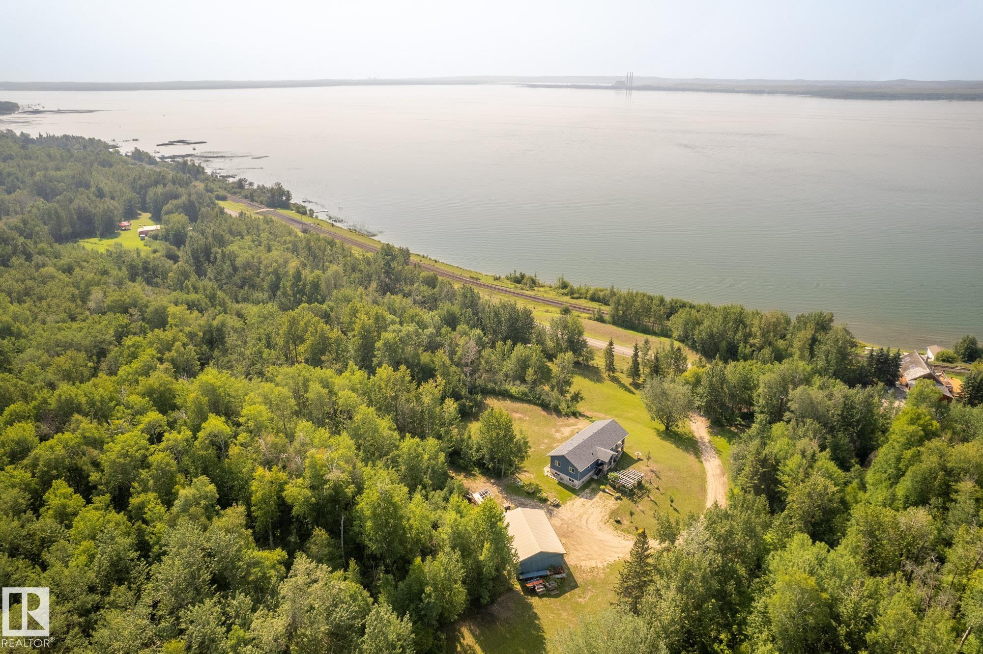 4518 Lakeshore Road, Rural Parkland County, MLS® # E4511799