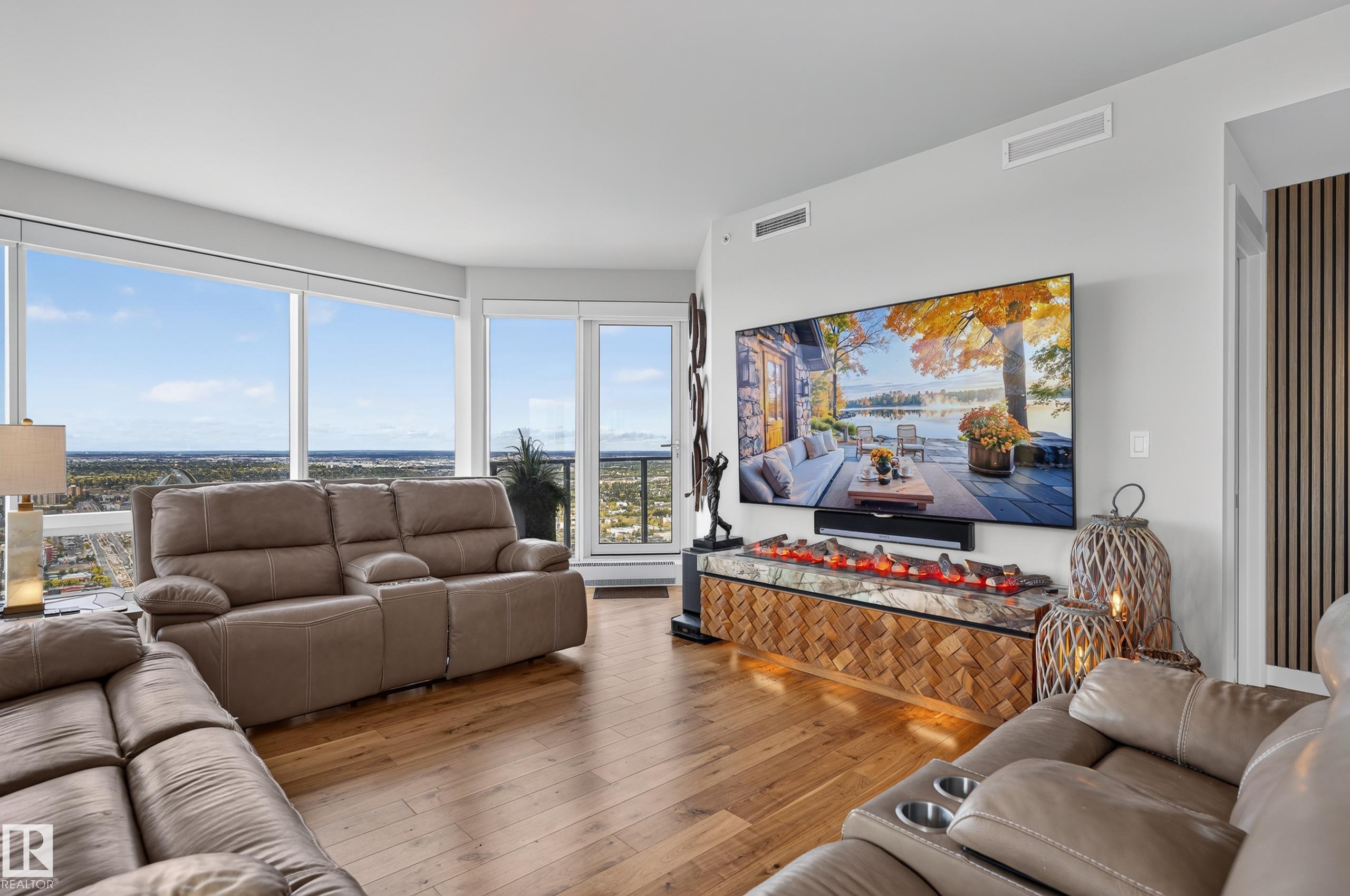 4206 10360 102 Street, Edmonton, MLS® # E4511966
