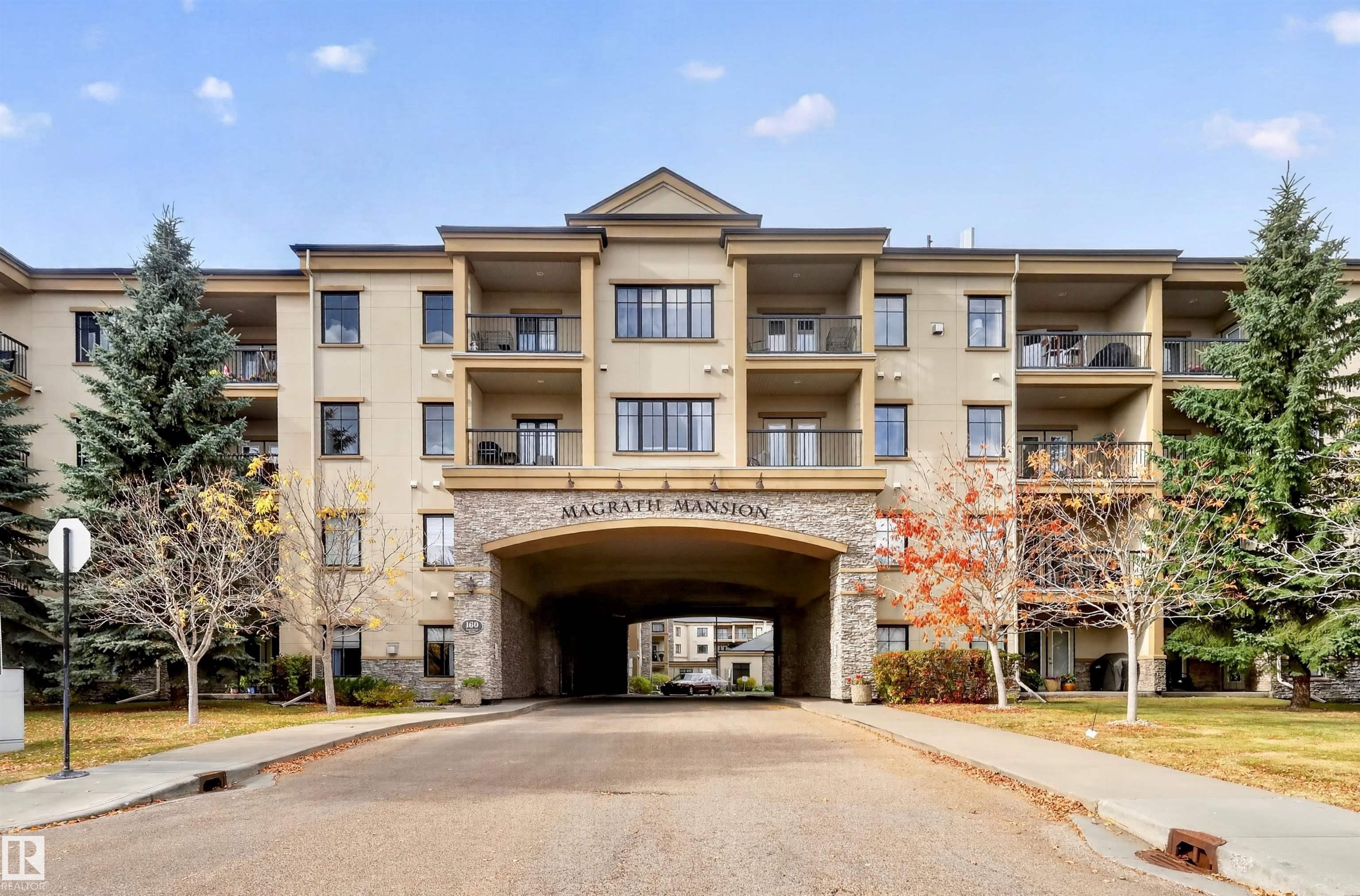 Real Estate Listing MLS E4512383