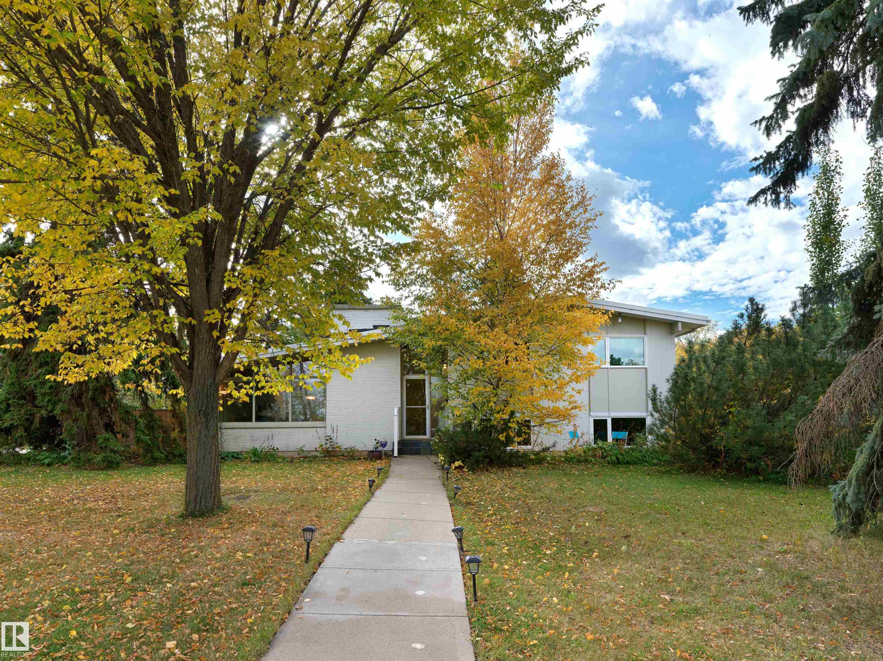 13103 Grand View Drive, Edmonton, MLS® # E4513292