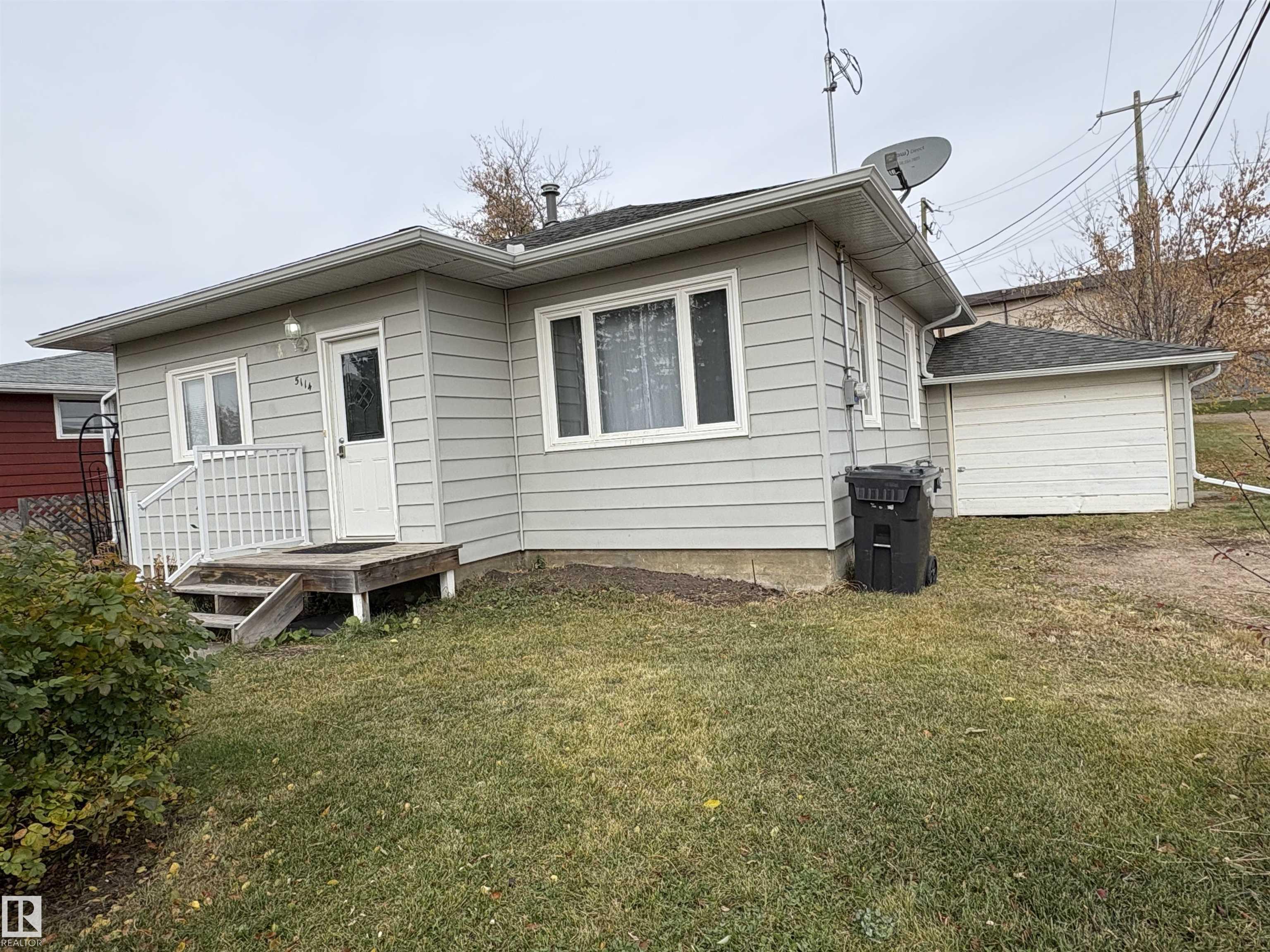 5114 52 Avenue, Elk Point, MLS® # E4513532