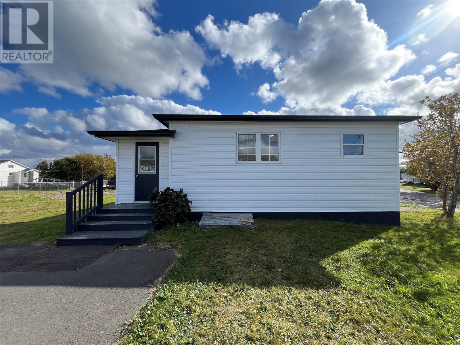 24 Elizabeth Avenue, Grand Bank, Newfoundland & Labrador MLS