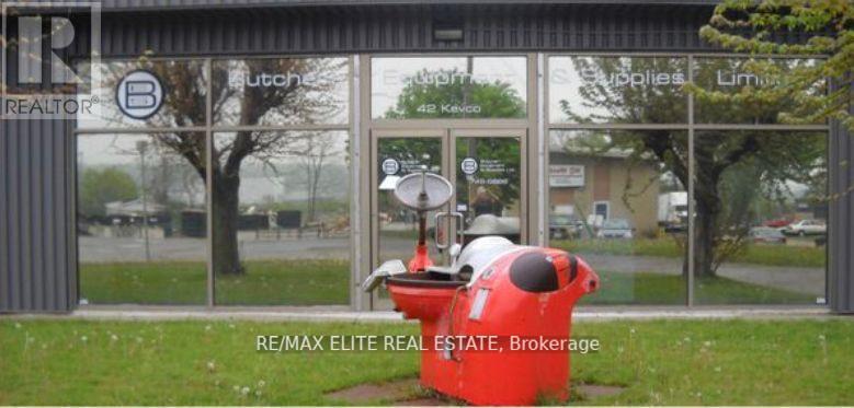 MLS® listing #27818486 for sale located at 42 KEVCO PLACE