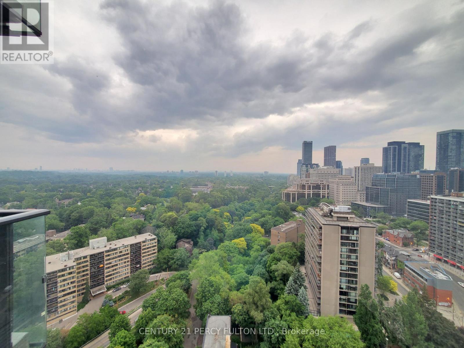 MLS® listing #28026679 for sale located at 2606 - 825 CHURCH STREET