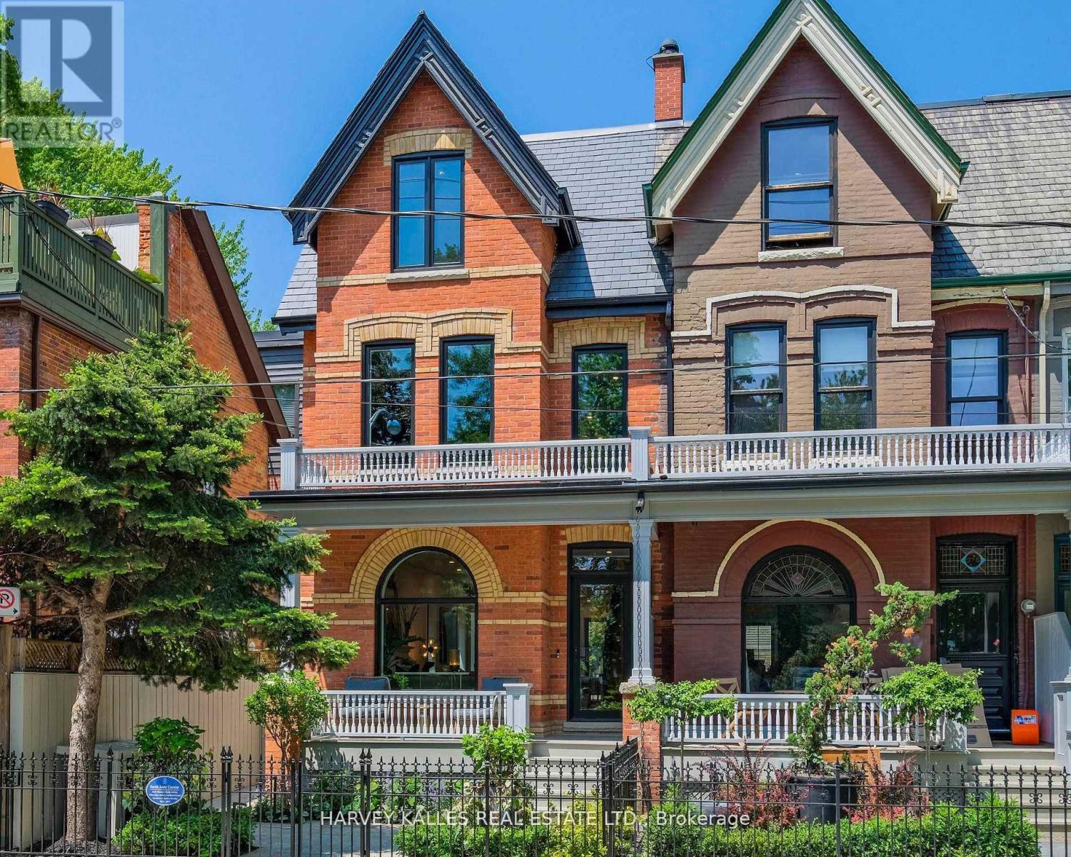 MLS® listing #28034439 for sale located at 274 CARLTON STREET