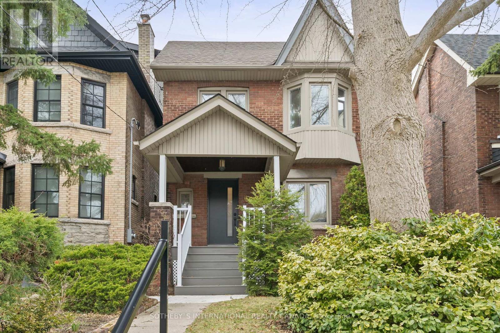 MLS® listing #28195463 for sale located at 66 WESTMOUNT AVENUE