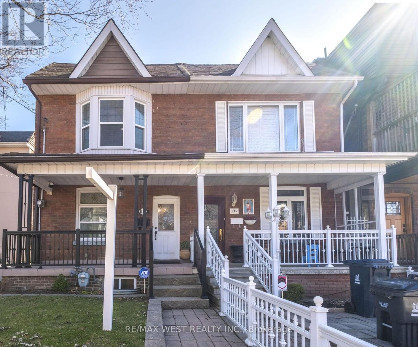 MLS® listing #28205561 for sale located at 119 BELLWOODS AVENUE