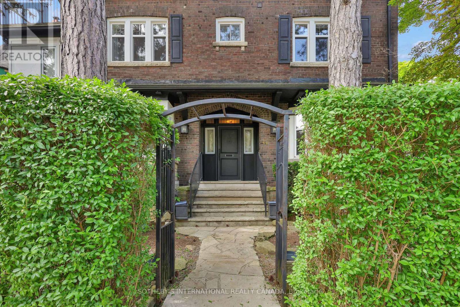 MLS® listing #28412237 for sale located at 68 ASTLEY AVENUE