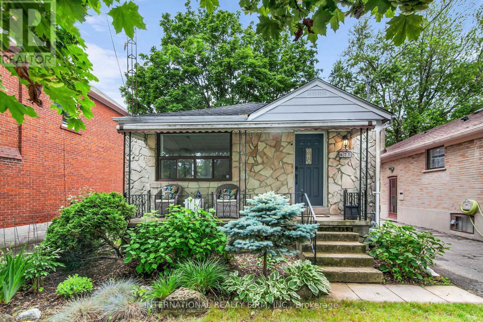 MLS® listing #28505778 for sale located at 76A GORT AVENUE