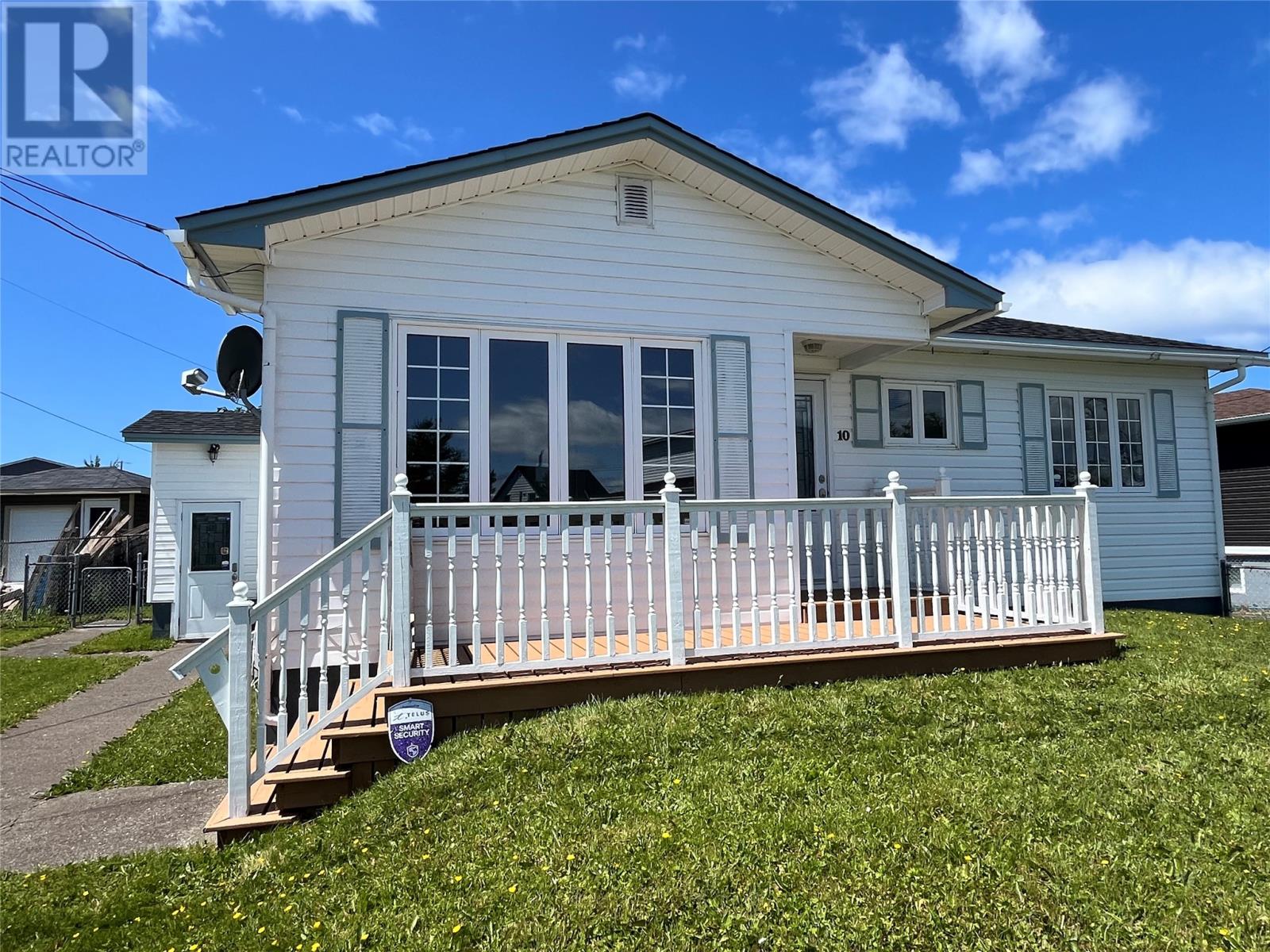 MLS® listing #28537255 for sale located at 10 Charlotte Street