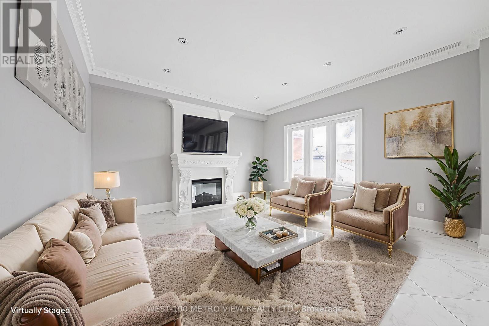 MLS® listing #28549352 for sale located at 589 GLEN PARK AVENUE