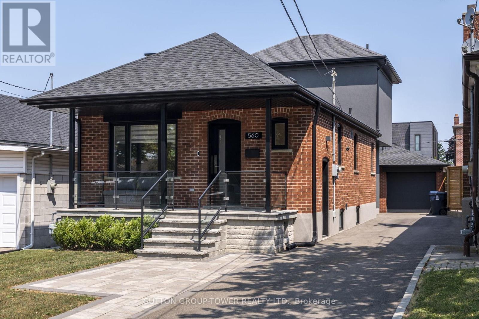 MLS® listing #28573540 for sale located at 560 GLEN PARK AVENUE