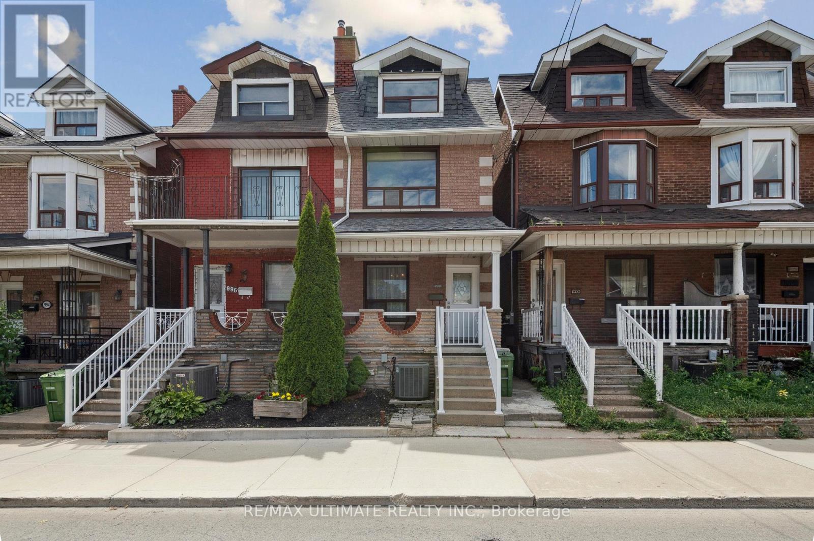 MLS® listing #28576934 for sale located at 998 OSSINGTON AVENUE