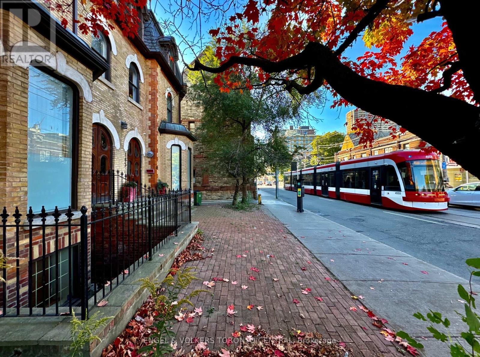 MLS® listing #28580015 for sale located at 167 CARLTON STREET