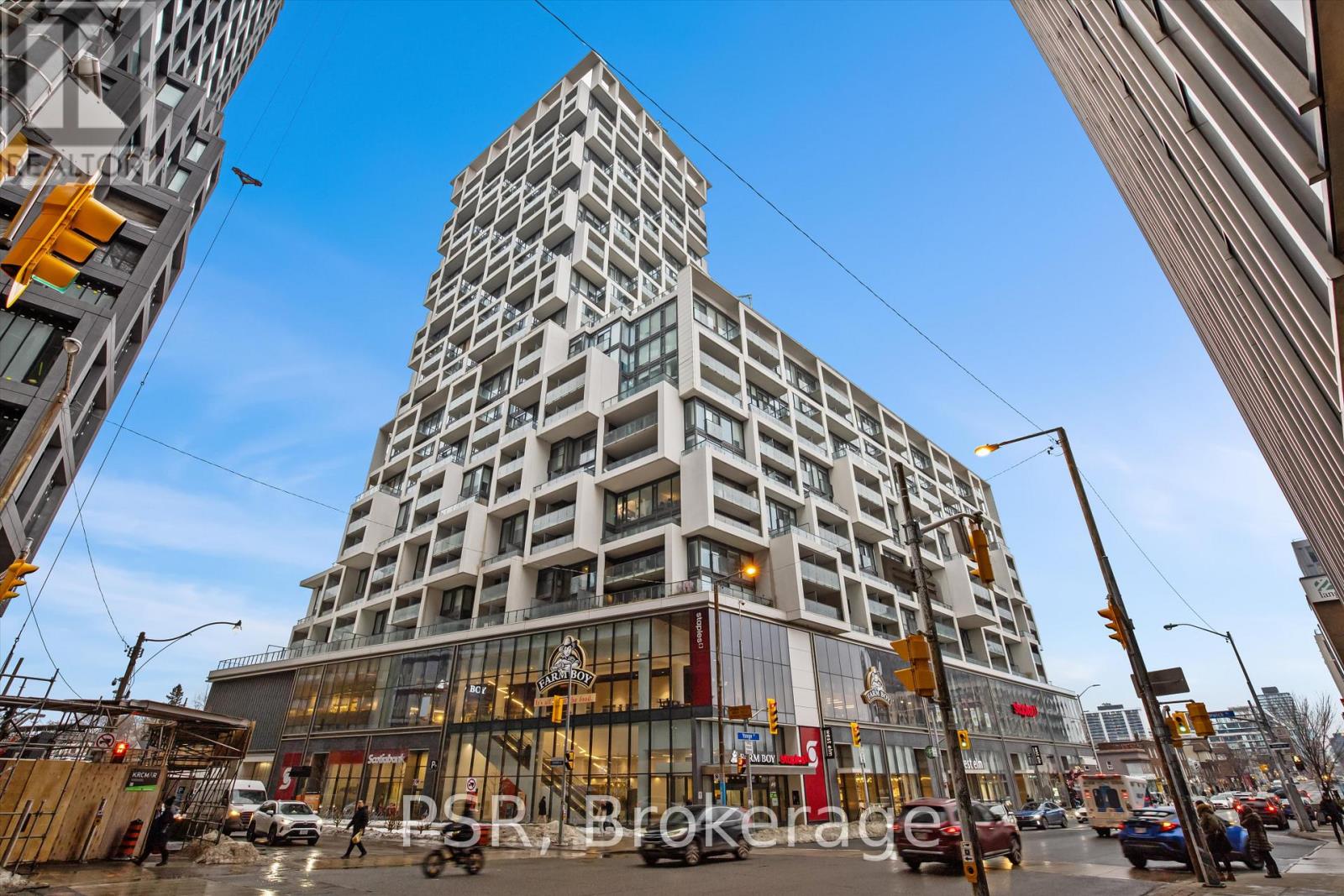 MLS® listing #28581748 for sale located at 716 - 5 SOUDAN AVENUE