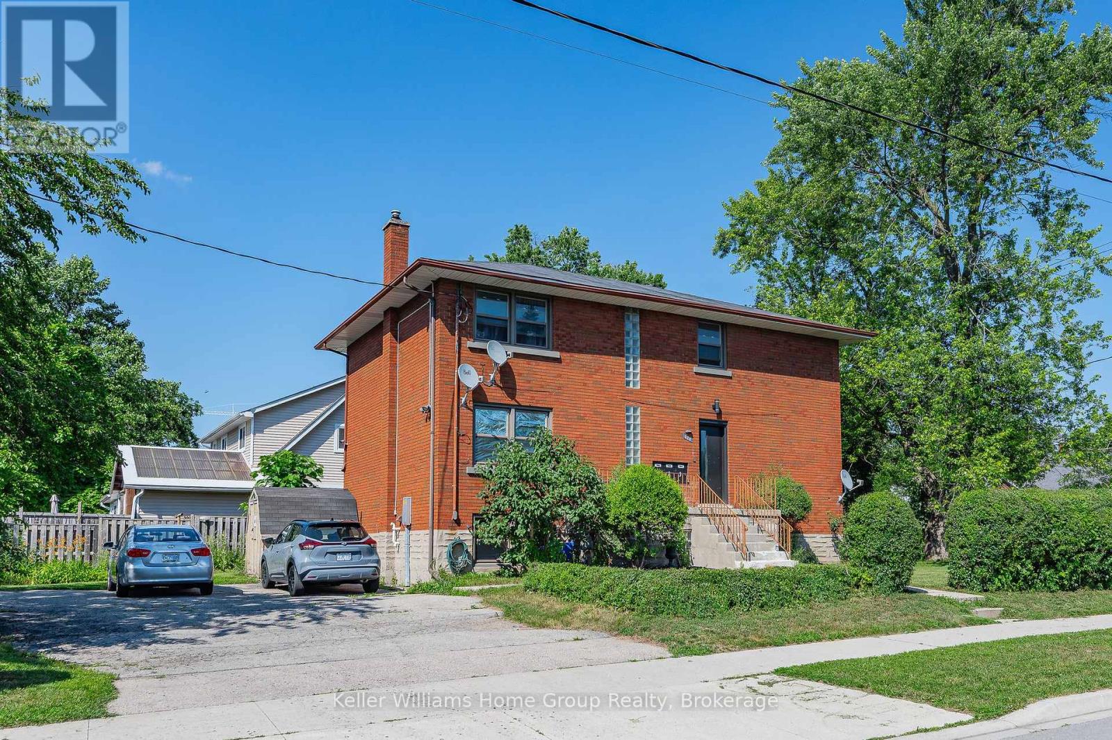 MLS® listing #28582279 for sale located at 228 CONNAUGHT STREET