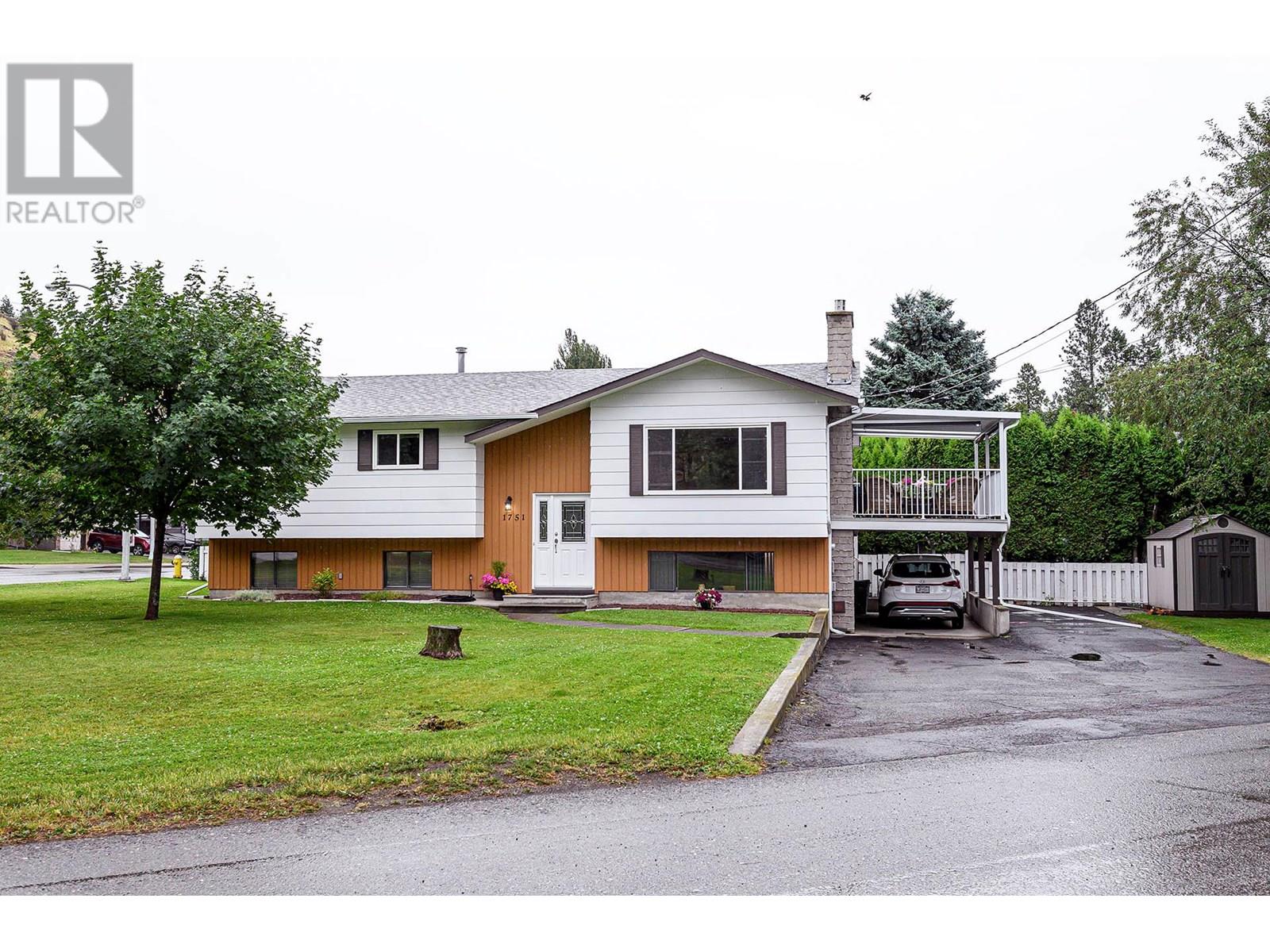 MLS® listing #28600970 for sale located at 1751 Hillside Drive