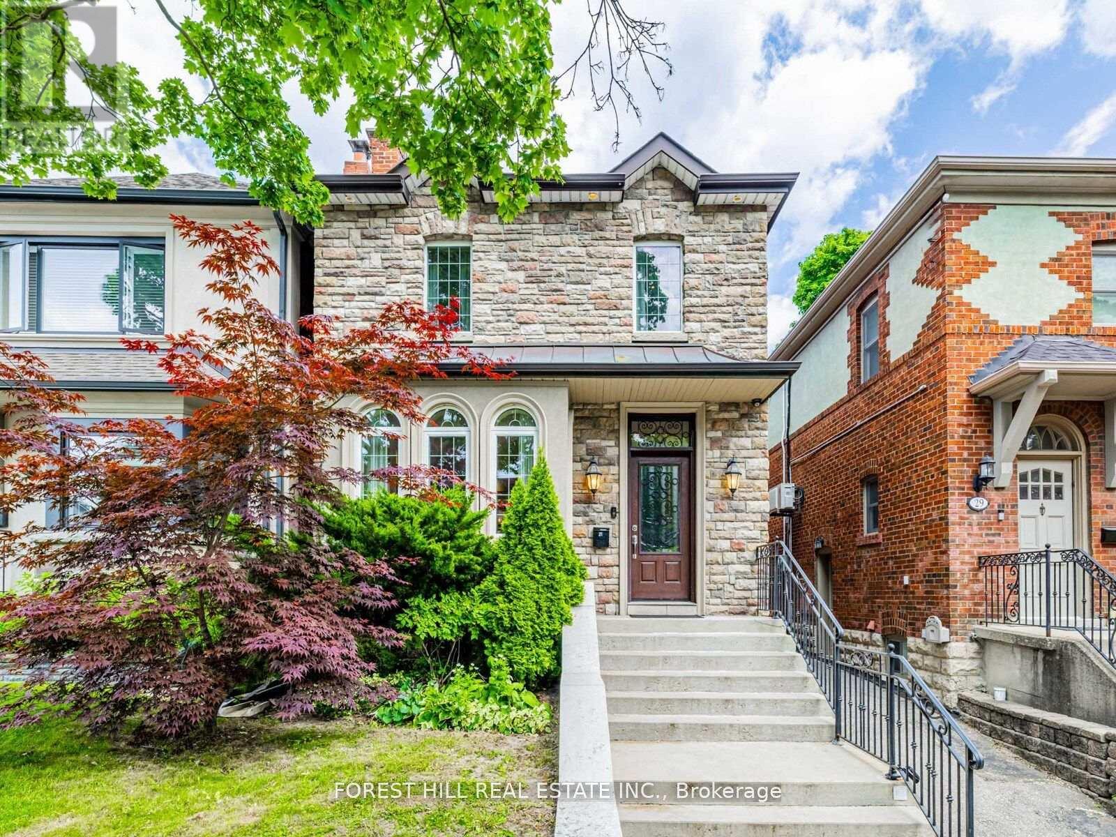 MLS® listing #28601060 for sale located at 31 LATIMER AVENUE