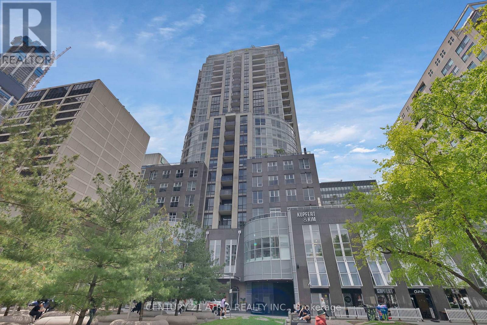 MLS® listing #28602616 for sale located at 603 - 10 BELLAIR STREET
