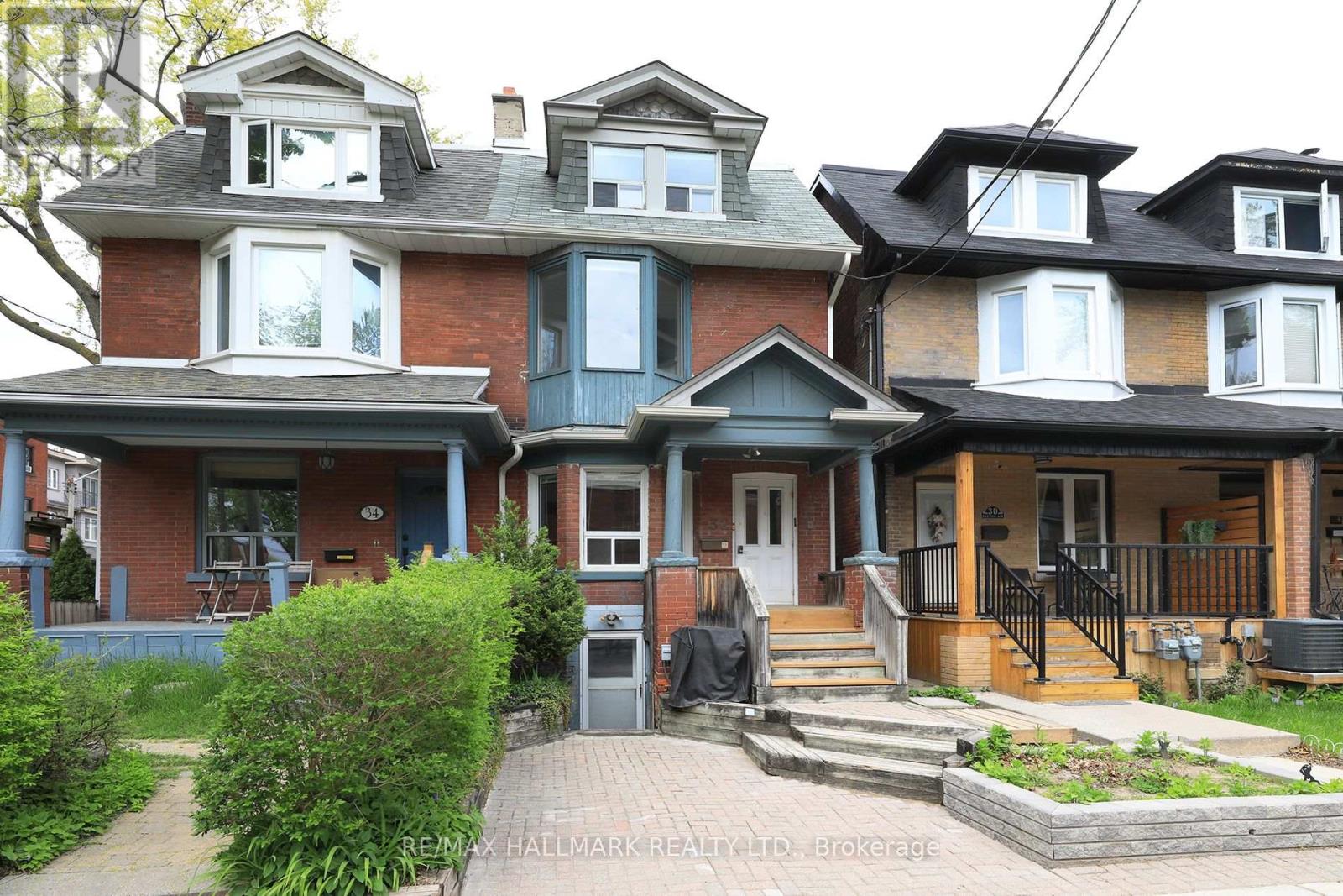 MLS® listing #28605665 for sale located at 32 BARTON AVENUE