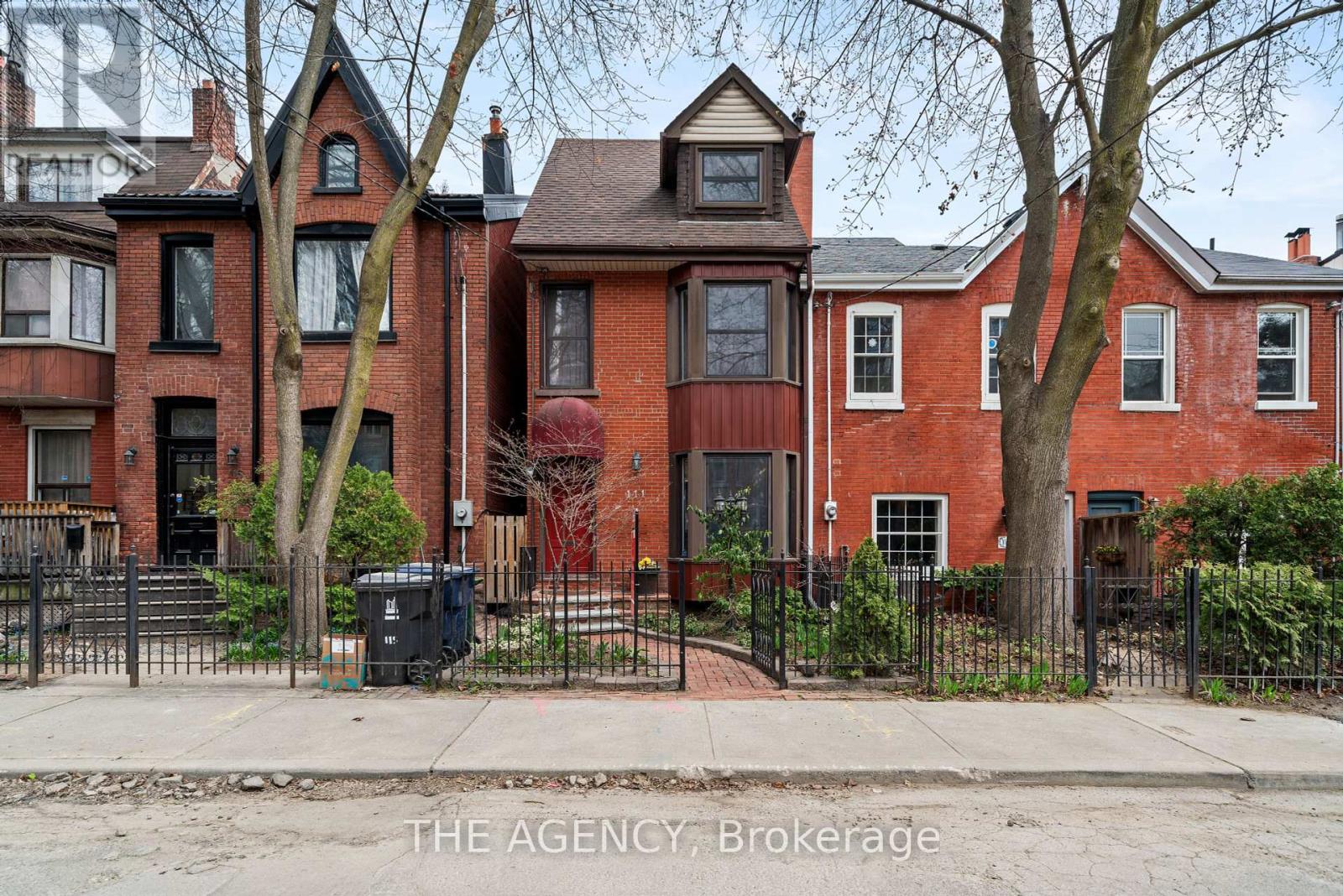 MLS® listing #28608471 for sale located at 111 SEATON STREET