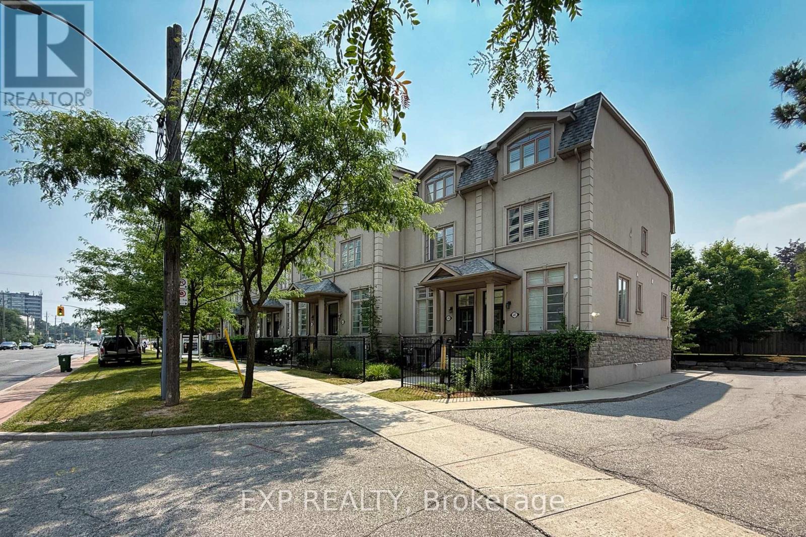 MLS® listing #28608936 for sale located at 4444 BATHURST STREET