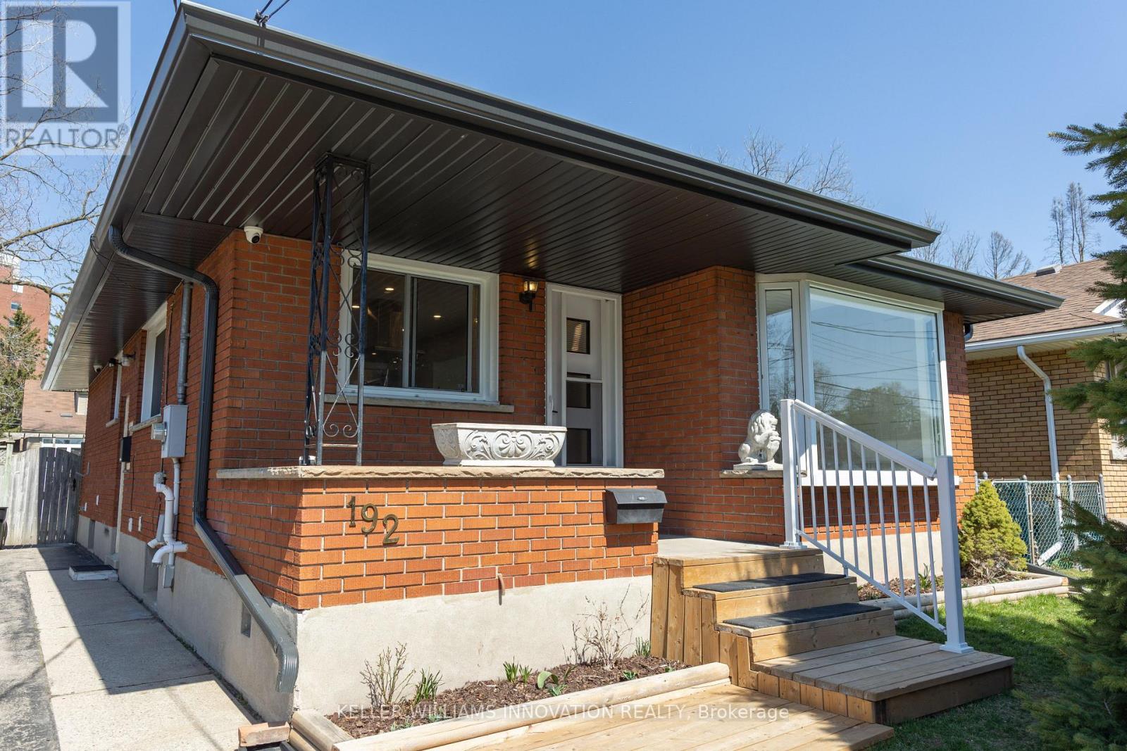 MLS® listing #28612376 for sale located at UPPER - 192 GLEN ROAD