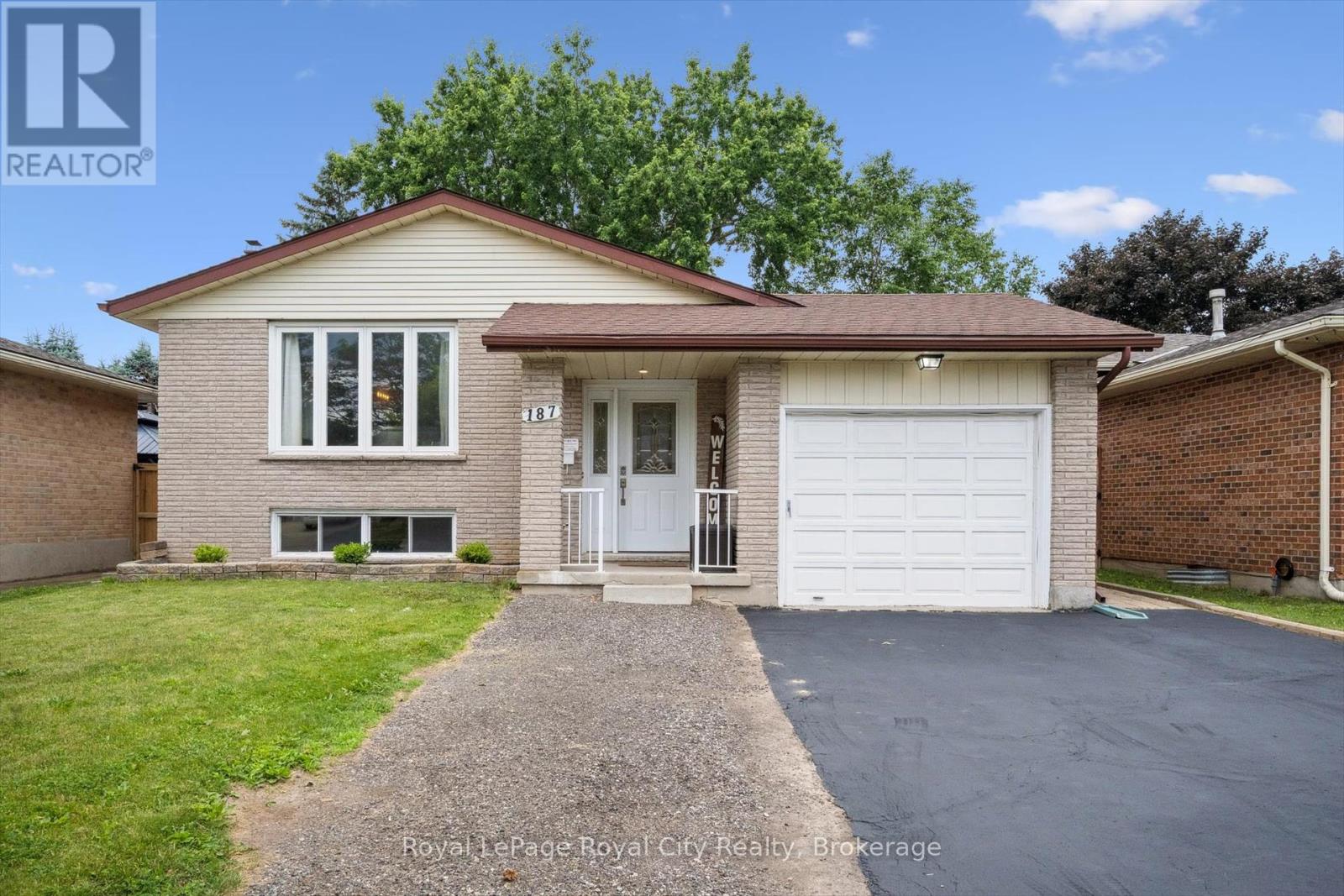 MLS® listing #28613667 for sale located at 187 THE COUNTRY WAY