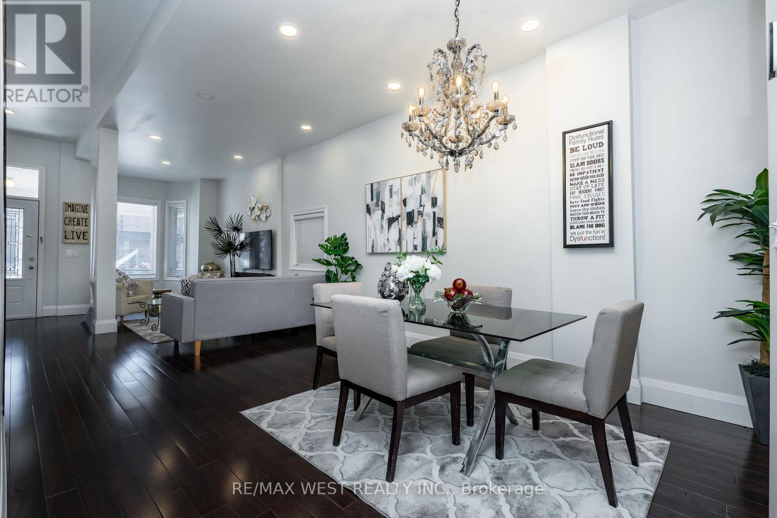 MLS® listing #28615701 for sale located at 540 DUFFERIN STREET