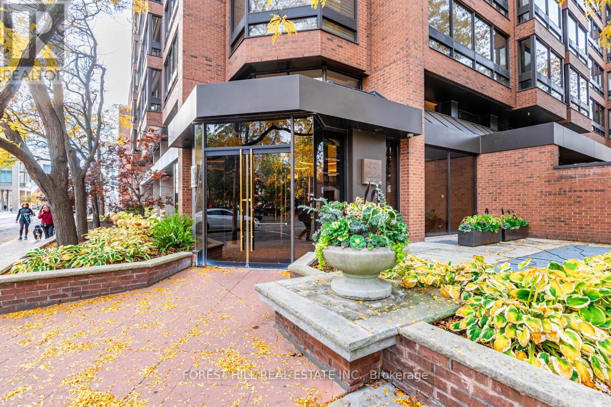 MLS® listing #28618880 for sale located at 901 - 55 PRINCE ARTHUR AVENUE