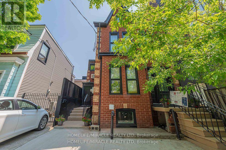 MLS® listing #28630177 for sale located at 1 GIVINS STREET