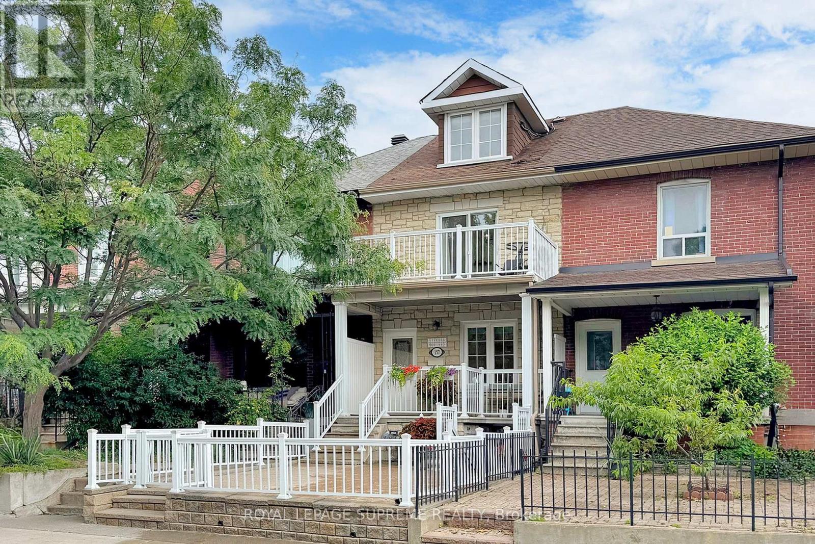 MLS® listing #28633155 for sale located at 157 EMERSON AVENUE