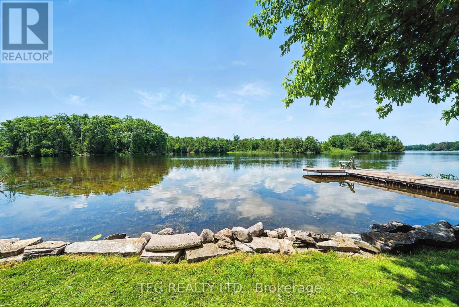 MLS® listing #28633255 for sale located at 112 CEDAR SHORES DRIVE