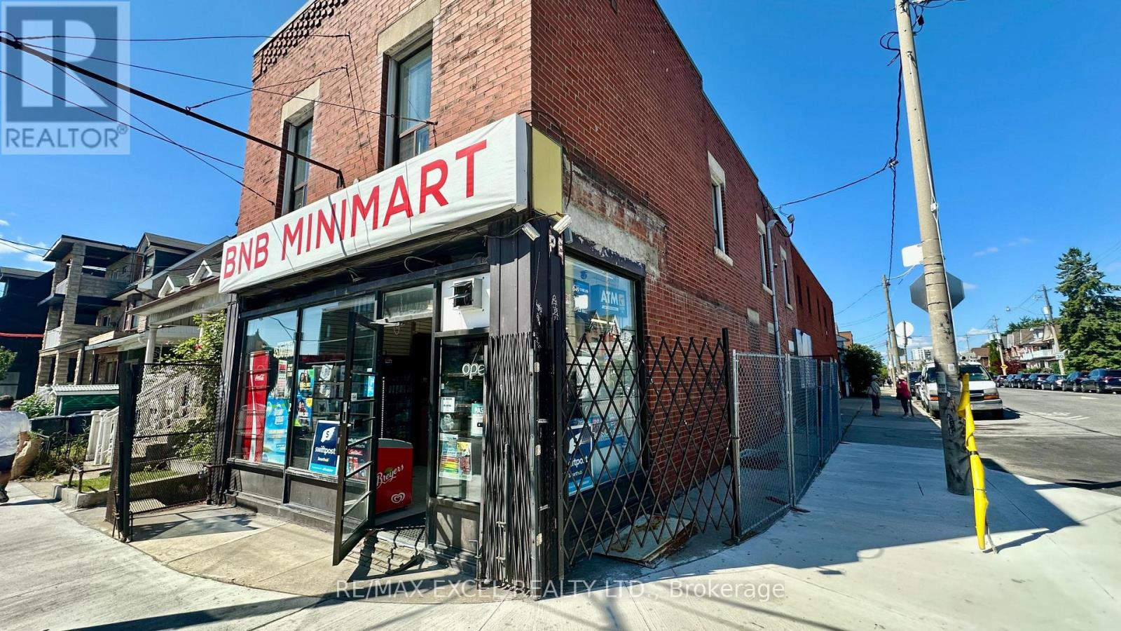 MLS® listing #28638482 for sale located at 1230 DUFFERIN STREET