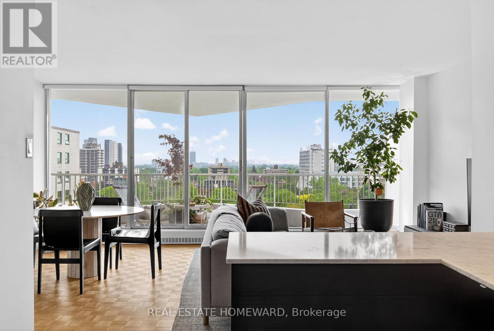 MLS® listing #28642312 for sale located at 1106 - 190 ST. GEORGE STREET