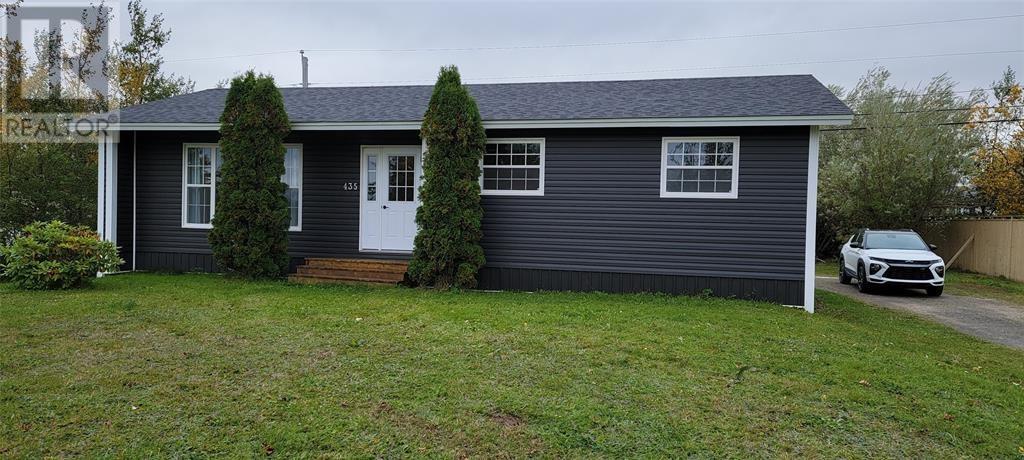 MLS® listing #28653809 for sale located at 435 Creston Boulevard