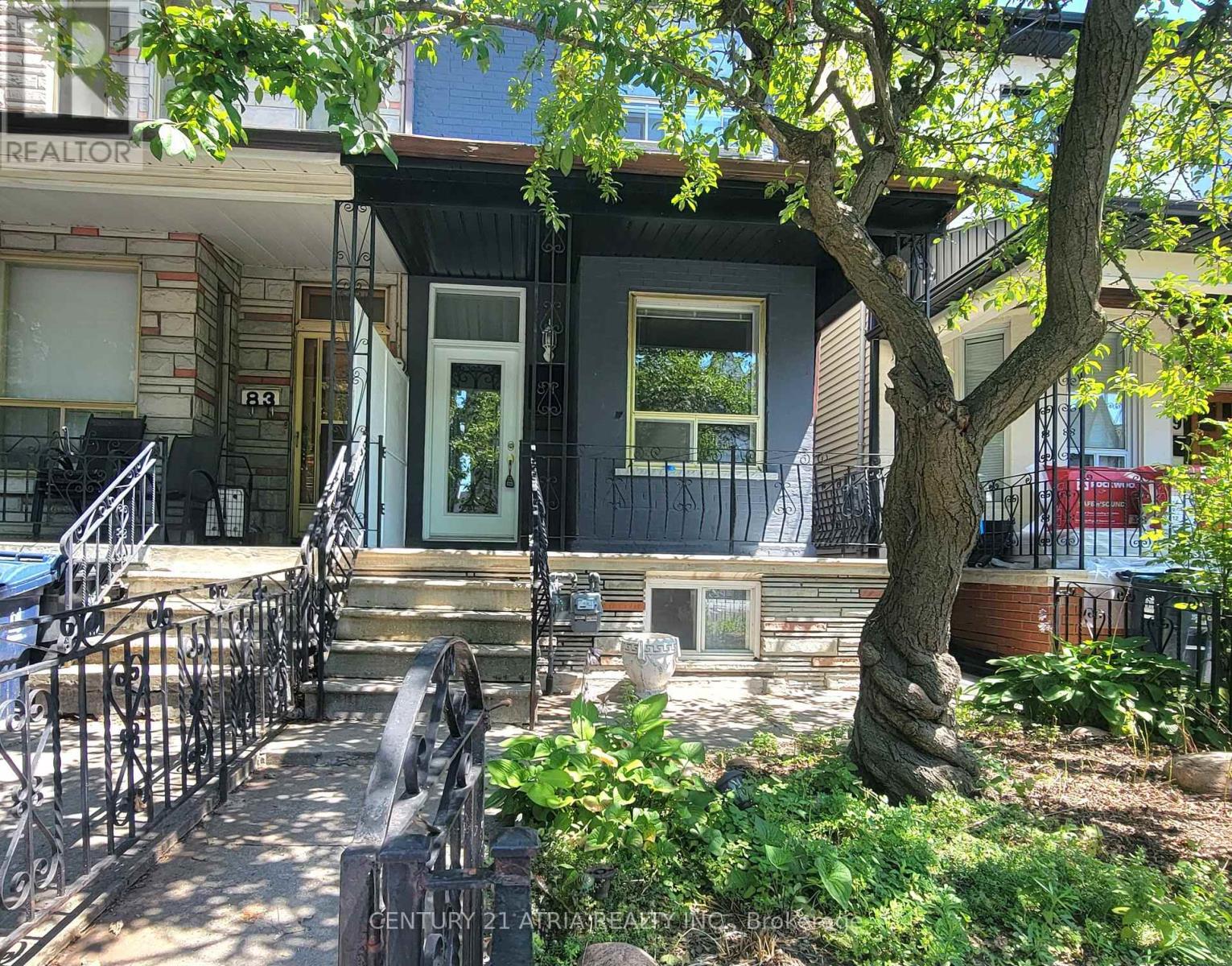 MLS® listing #28658489 for sale located at 81 MONTROSE AVENUE