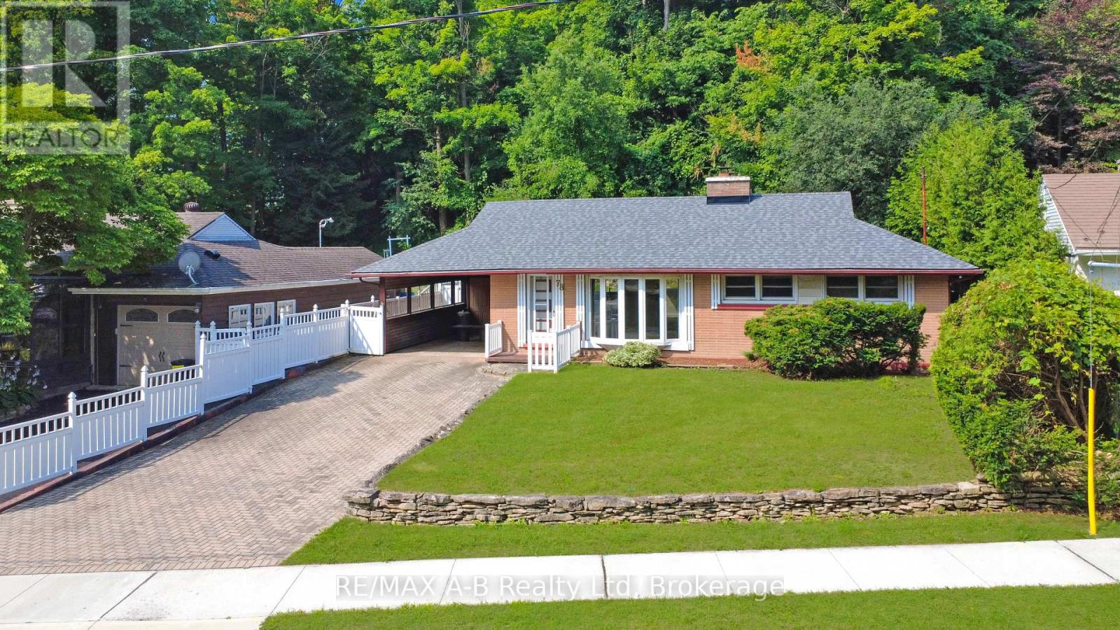 MLS® listing #28659572 for sale located at 78 VALEWOOD PLACE